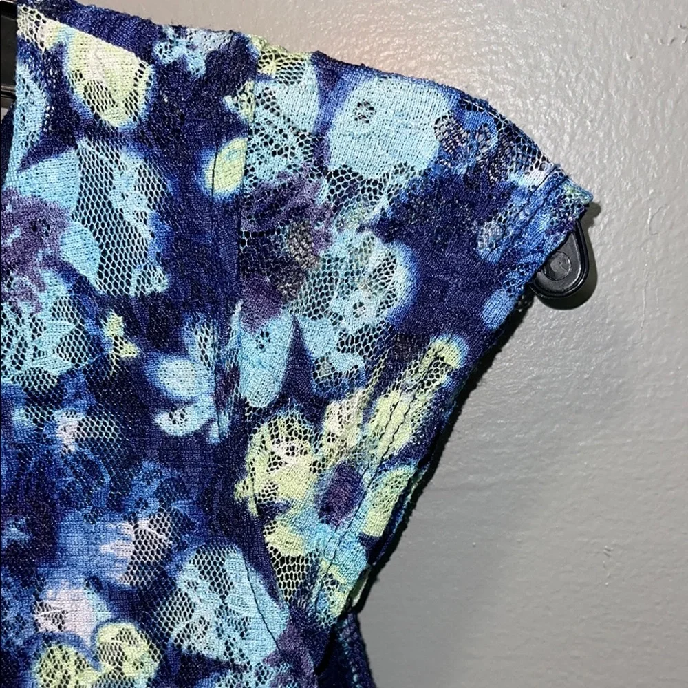 Floral Blue Sleeveless Dress